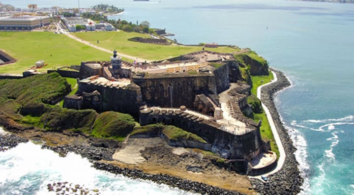 <p>in San Juan, Puerto Rico. was a fort built by the Spanish, is now a meusium with a great view of the sea</p>