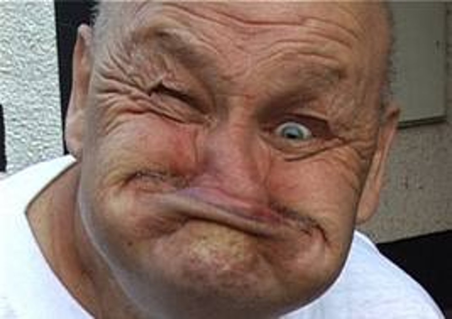 <p>ugly</p>