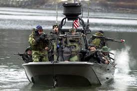 <p><strong>a fast, light boat, used for example as a </strong><span><strong>patrol</strong></span><strong> boat </strong><span><strong>(= checking an area for crime or danger)</strong></span><strong> or for carrying small loads:</strong></p><p><br></p>