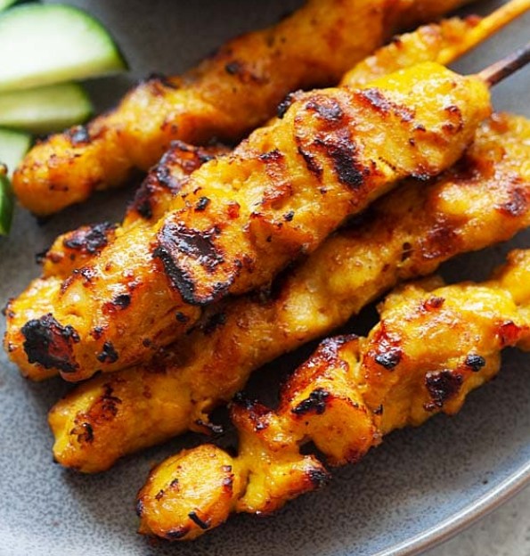 <p><span style="background-color: transparent;"><span>Appetizers </span></span></p>