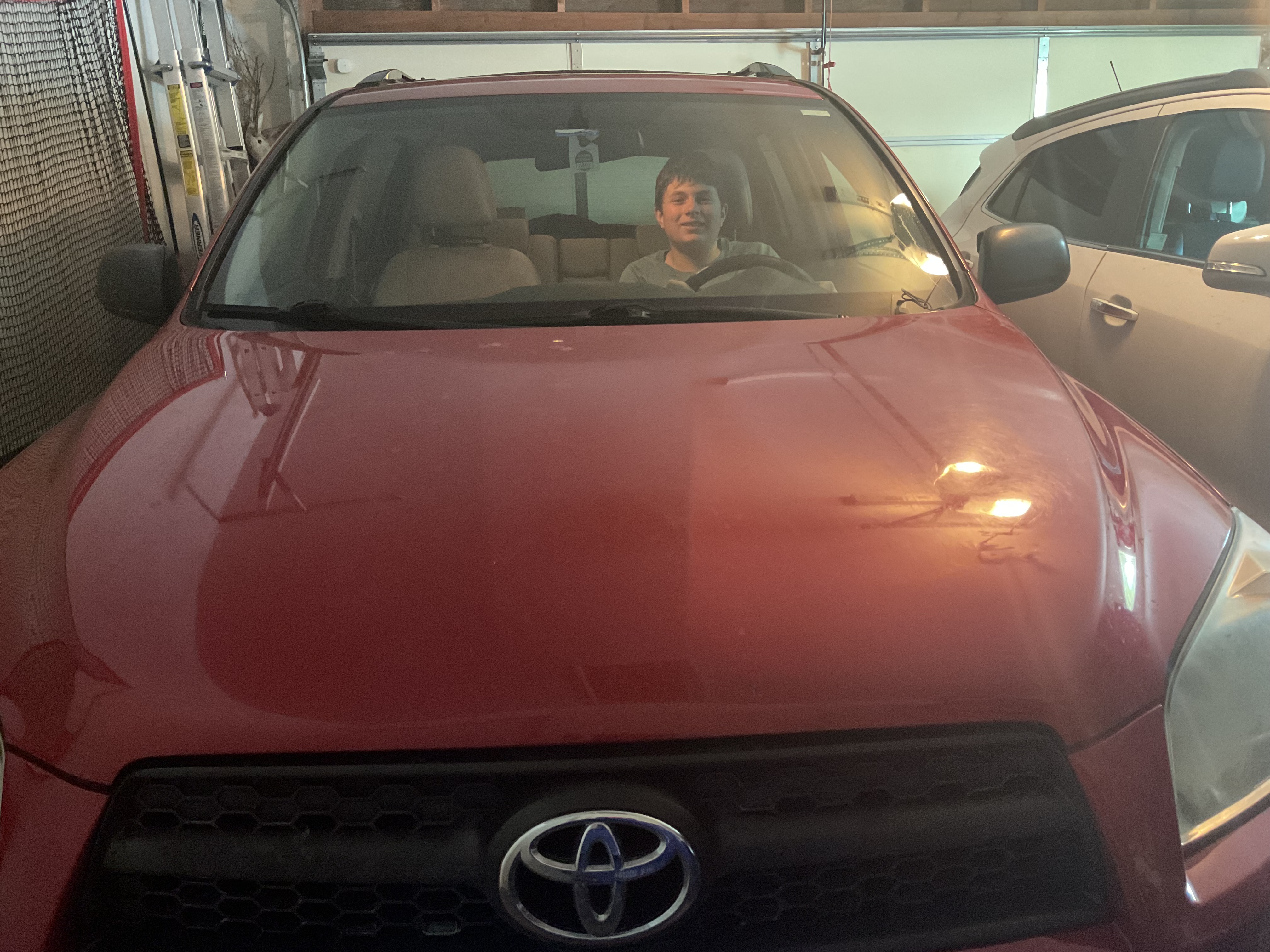 <p>yo repetí</p><p>Spanish: Yo repetí mi visita al centro comercial porque me gustó comprar allí.</p>