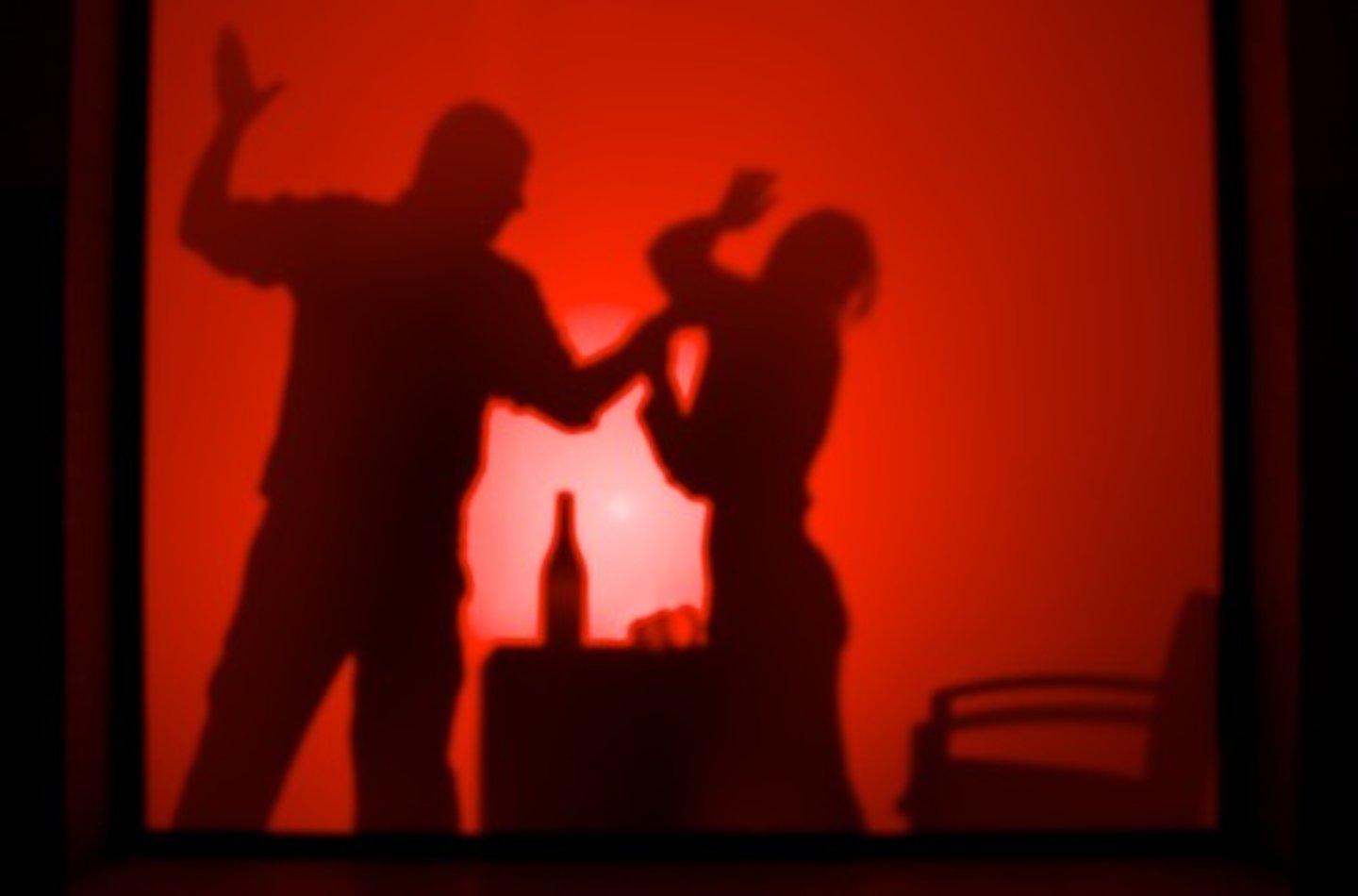 <p>không khoan dung</p>