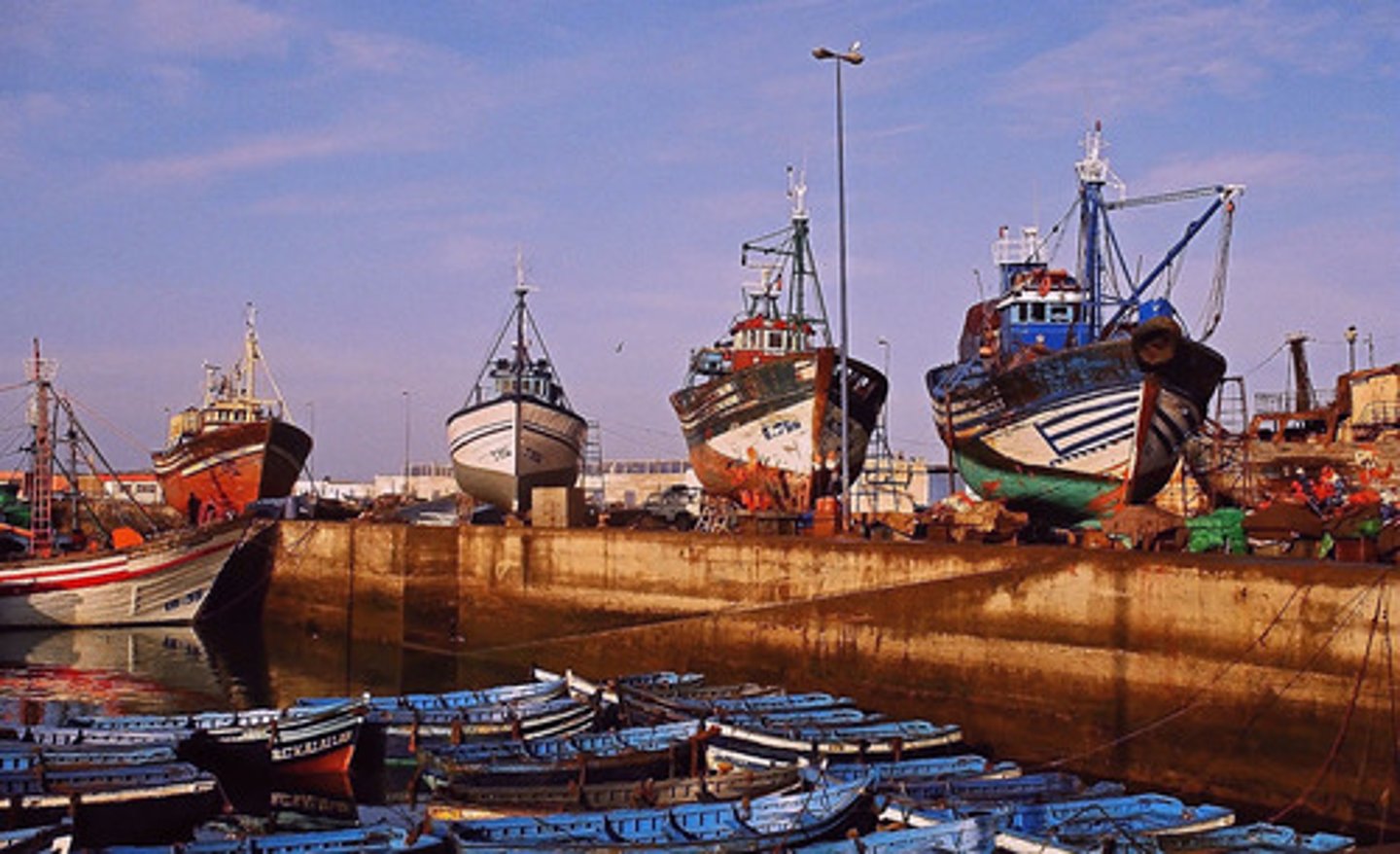 <p>type of SEZ where goods are made mainly to be exported to other countries.</p>