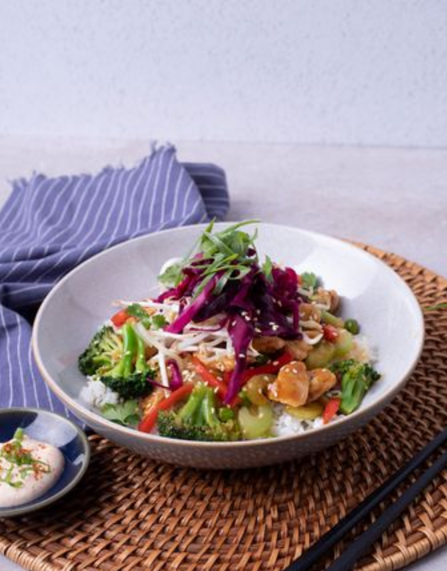 <ul><li><p>From menu:peppers, broccoli, red cabbage, bean sprouts, spicy yogurt</p></li><li><p>Locally Raised Free Run Chicken Breast</p></li><li><p>&nbsp;Red Bell Peppers</p></li><li><p>&nbsp;Peas</p></li><li><p>Water Chestnuts</p></li><li><p>Spicy Yogurt</p></li><li><p>Red Cabbage</p></li><li><p>Broccoli</p></li><li><p>Celery</p></li><li><p>Jasmine Rice</p></li><li><p>Teriyaki Glaze</p></li><li><p>Bean Sprouts</p></li><li><p>Cilantro</p></li><li><p>Green Onions</p></li><li><p><span><strong>Pre-Service:</strong></span></p></li><li><p><span>➔ Chopsticks</span></p></li></ul><p></p>