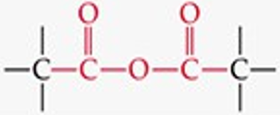 <p>Two carbonyls (C=O) bonded through an oxygen atom (–CO–O–CO–).</p>