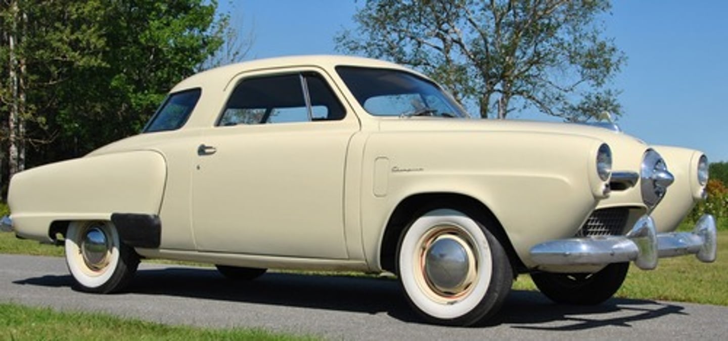 <p>rear window wrapped around: influenced by wartime aircraft<br>Loewy worked with Studebaker for over 20 years</p>