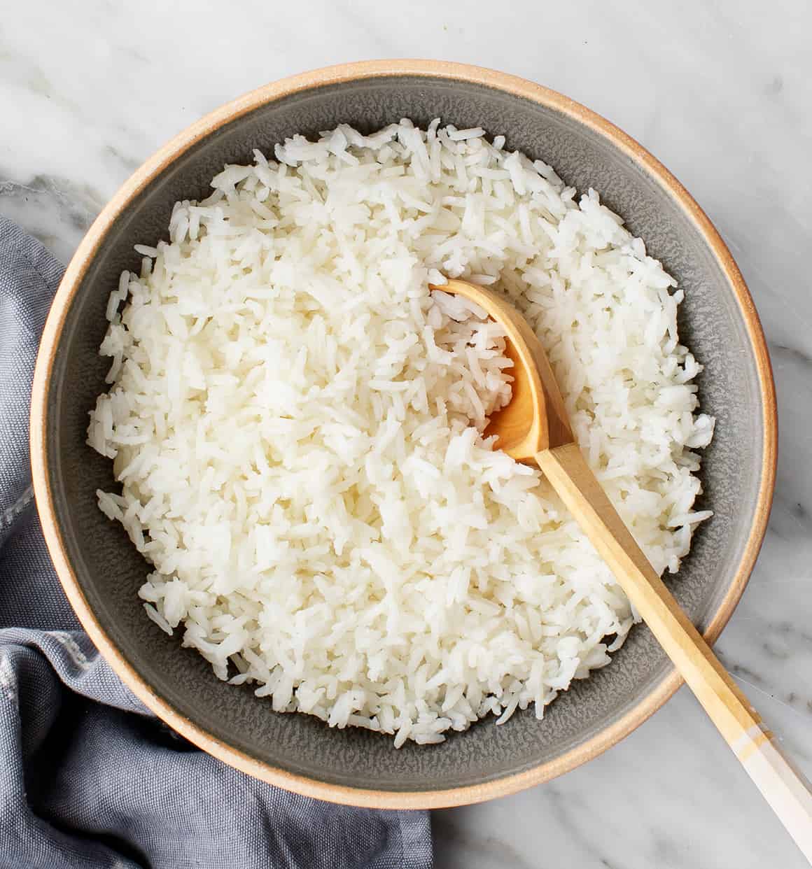 <p>cooking rice</p>