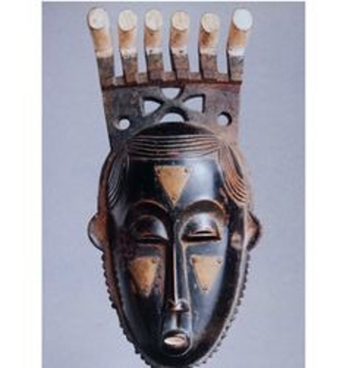 <p>OWIE KIMOU!! Baule people, wood &amp; pigment stuffs<br><br>MBLO performance<br>GBAGBA!!: honours an individual w/ dances and tribute, mask is a gift<br>Dancers wear the mask and the honorees clothes<br>Idealized representation,<br>Pronounces eyes, thin noses, broad foreheads (health, modesty, wisdom)<br>Quiet and beautiful faces (INNER BEAUTTYYY)<br>NON ROYALS!!</p>