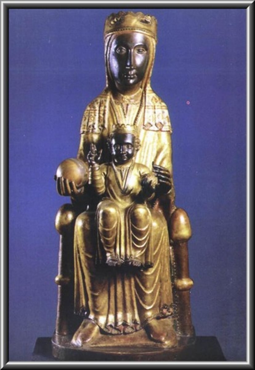 <p>a statue (bronze)</p>