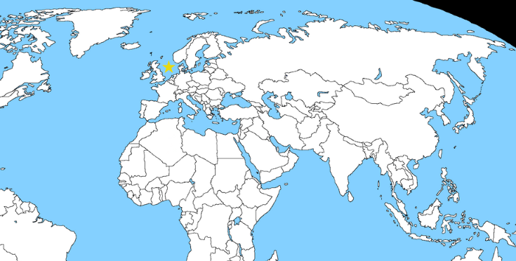 <p>what water body is located here?</p>