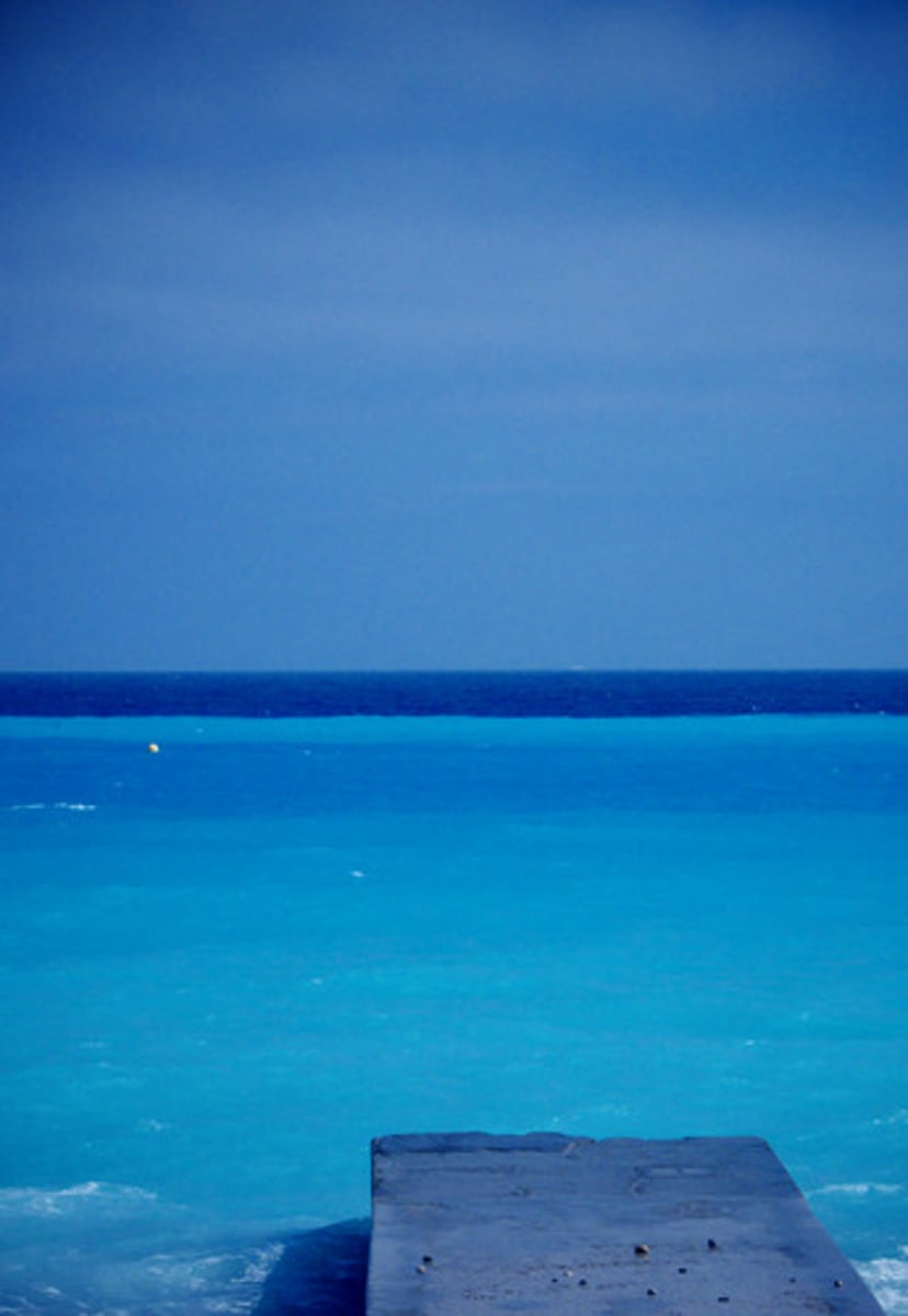 <p>le lapis-lazuli (lat. lazur)</p>