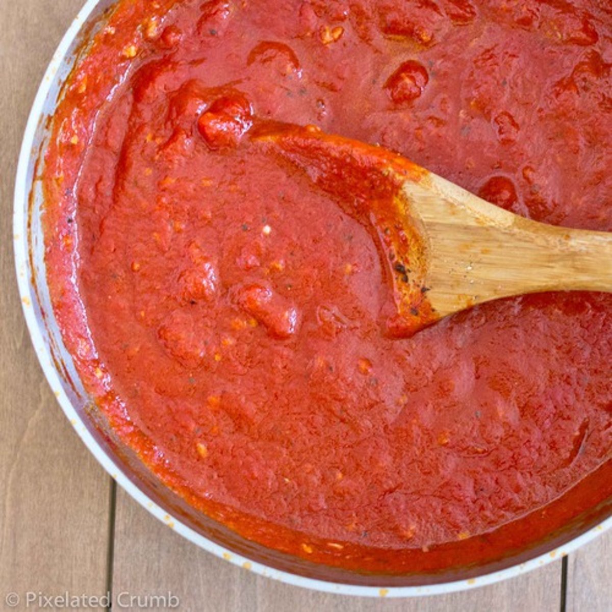 <p>salsa, sauce</p>