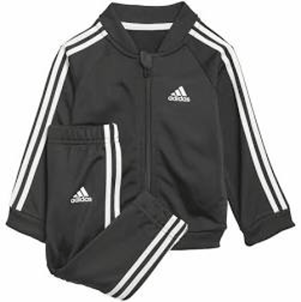 <p>sweatsuit</p>