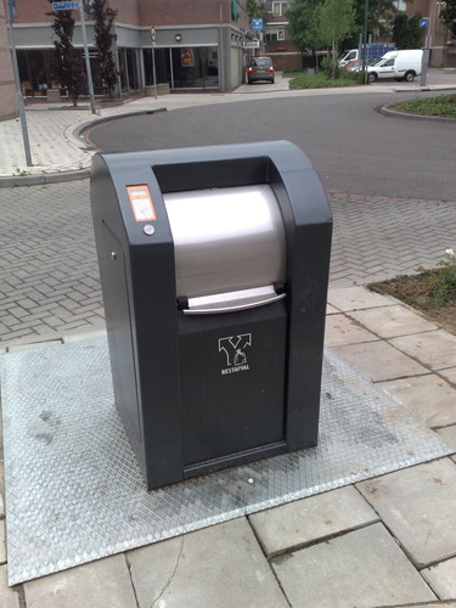 <p>litter bin</p>