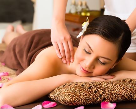 <p>If you have a <strong>massage</strong>,you will relax</p><p><span>|ˈmæsɑːʒ|</span></p><p>Массаж</p>