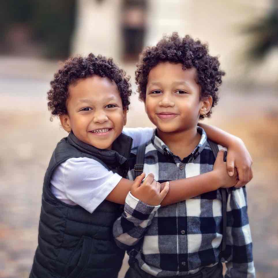 <p>Identical (<strong>Monozygotic</strong>) Twins</p>