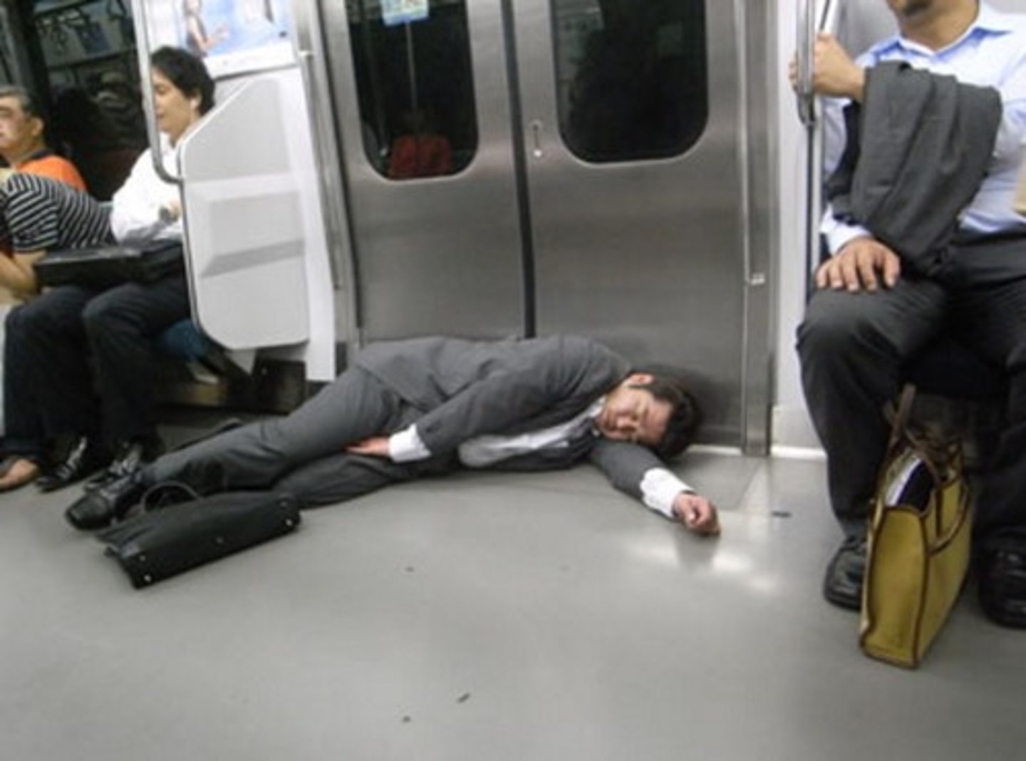 <p>In Japan, Workaholism has reached such an extent and such harmful consequences that a word has been introduced that precisely indicates death caused by excessive work, namely "karoshi": "death from overwork" is the outcome, specifically, of cardiovascular pathologies or other disorders related to severe stress derived, in turn, from extreme work rhythms.</p><p>Social problem with an increasing number of documented deaths since 1978 (N = 17), and in 1980 the term Karoshi was legally recognized. It is a social, psychological, and legal issue that, between 2014 and 2015, caused more than 2,300 victims between deaths and suicides. These victims came from all professional categories and died from cerebral hemorrhages, heart attacks, or by suicide.</p>
