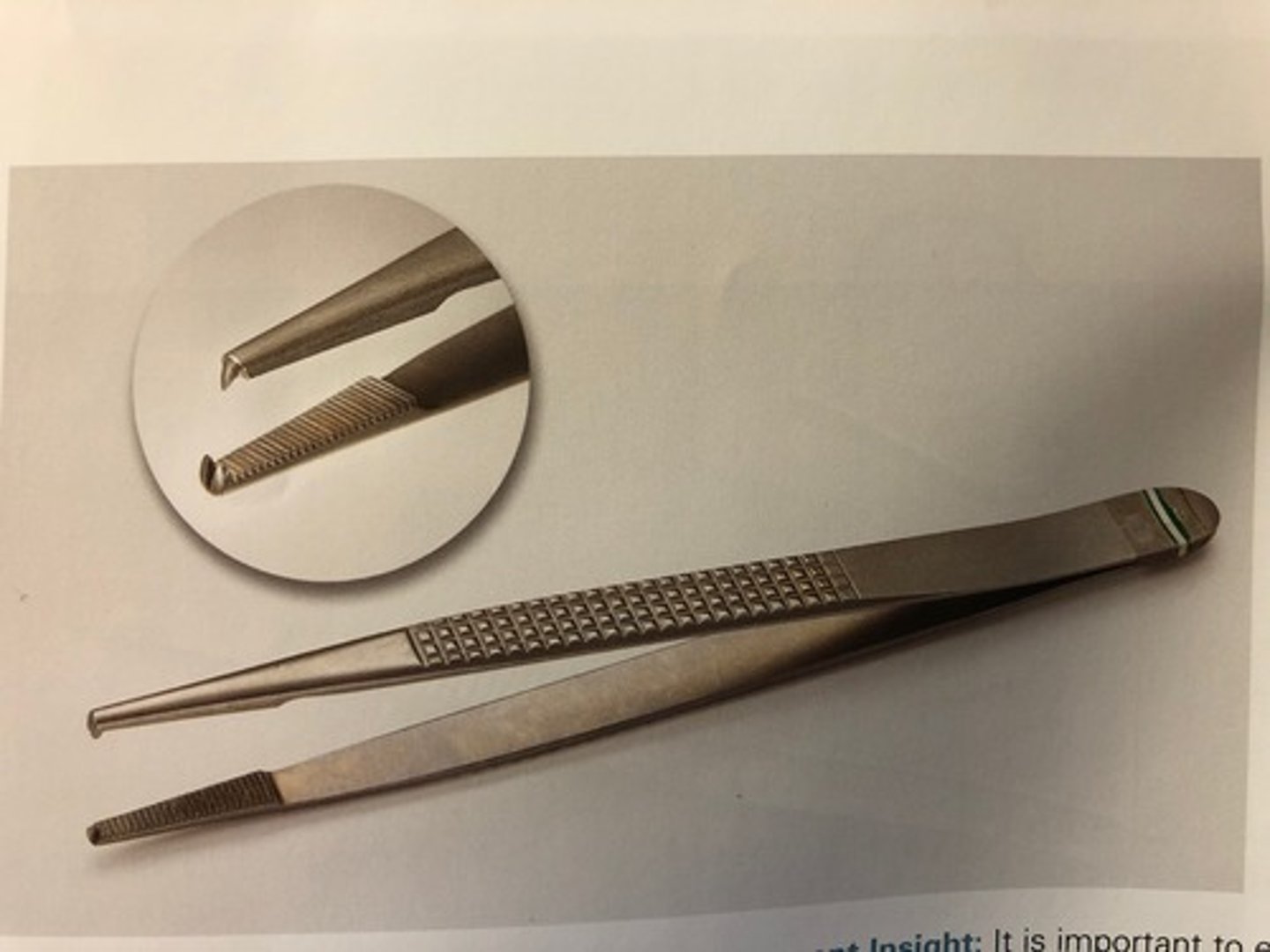 <p>Stronger forceps used in orthopedic and abdominal surgeries.</p>