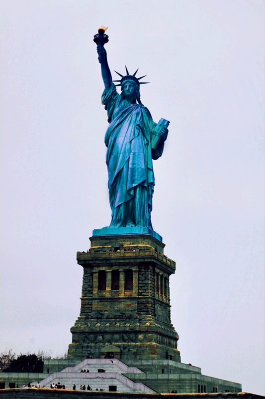 <p><strong>Eye Level</strong></p>