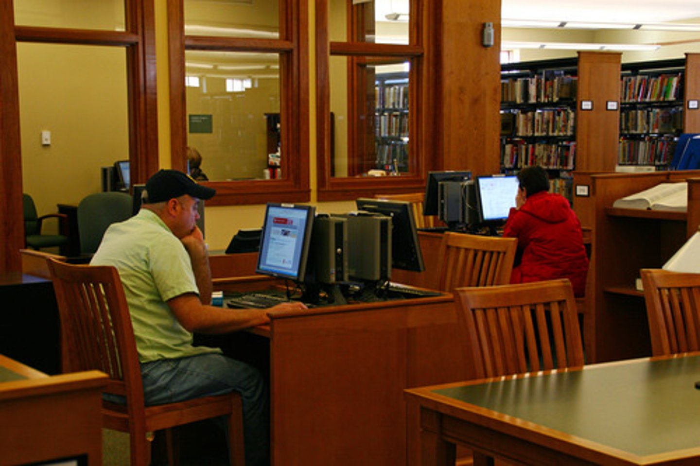 <p>library (media center)</p>