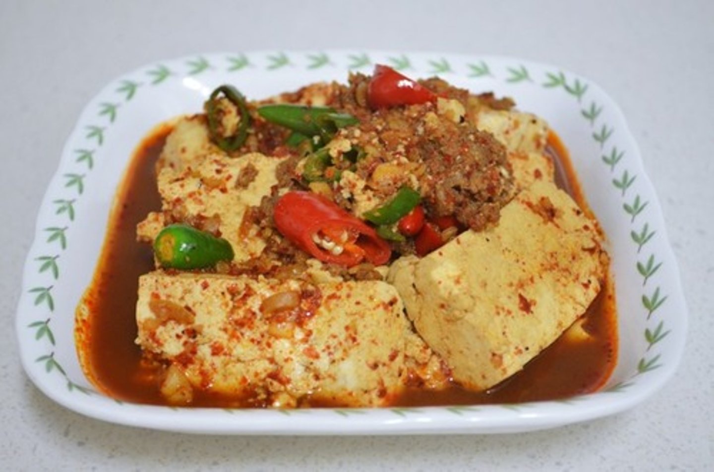 <p>đậu phụ rim</p>