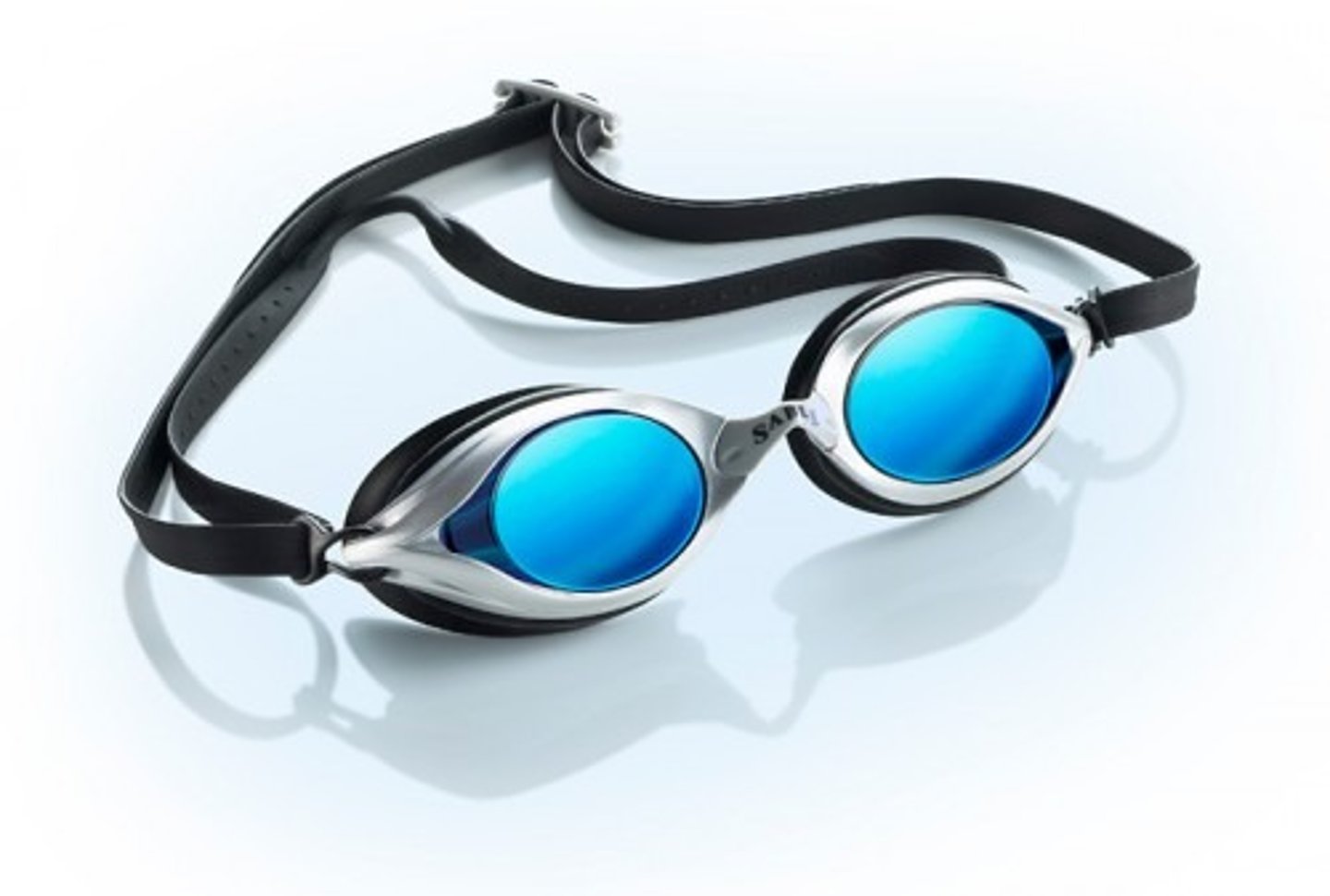 <p>goggles</p>