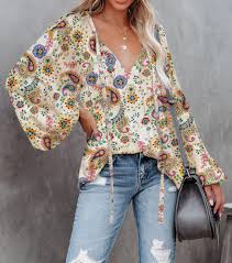 <p>blouse</p>