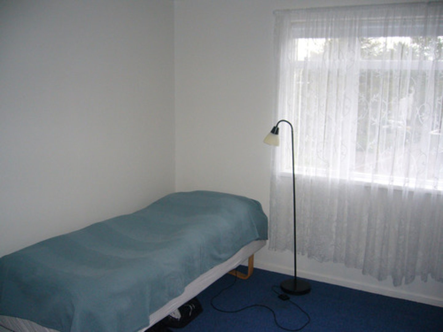 <p>room</p>