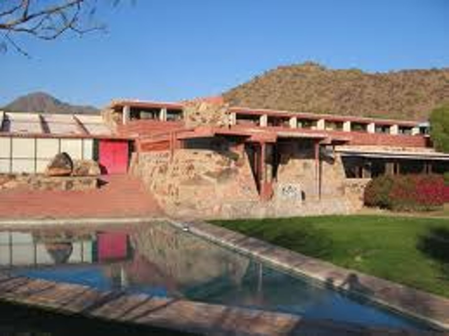 <p>Frank Lloyd Wright</p><p>Scottsdale, Arizona</p><p>1937-1942</p>