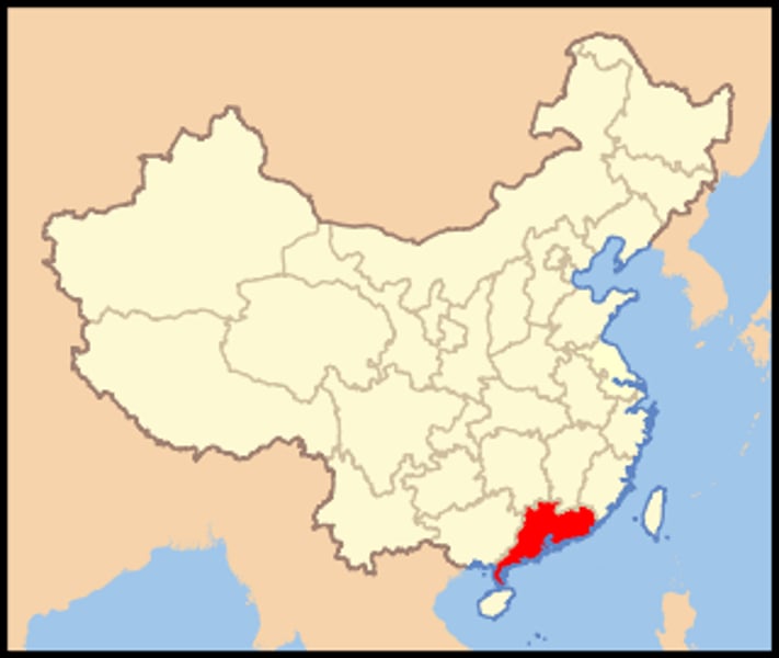 <p>Guǎngdōng</p><p>n. Guangdong, Canton</p>