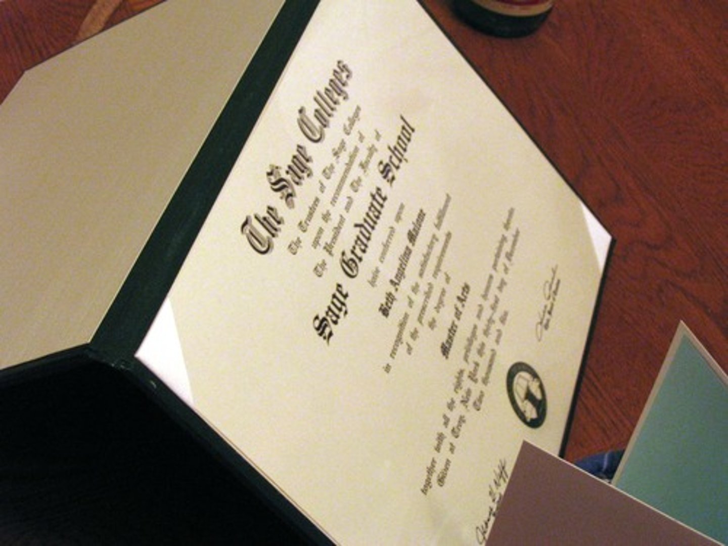 <p>diploma</p>