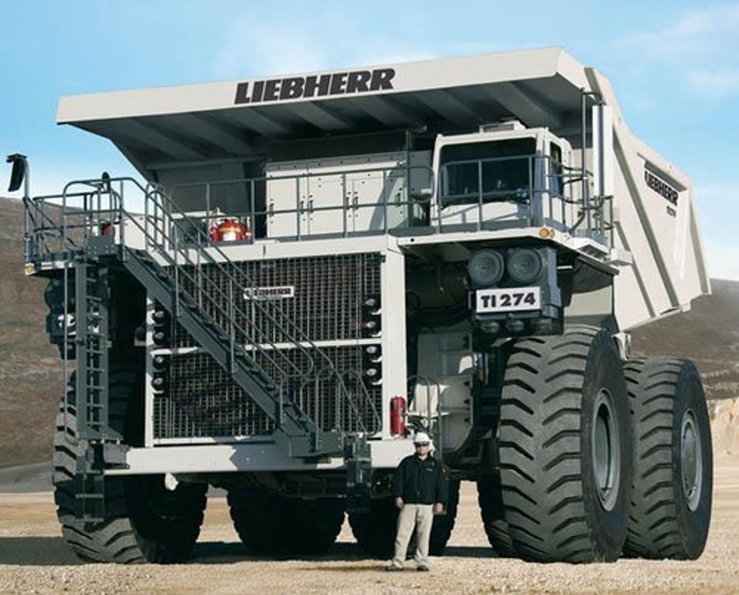 <p>Mining that is done completely underground using tunnels blasted deep into the earth.</p>