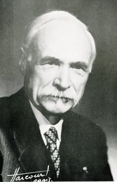 <p>Вандриес</p>