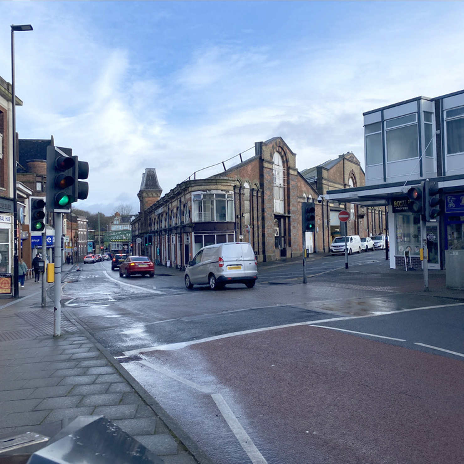 <p>pelican crossing </p>