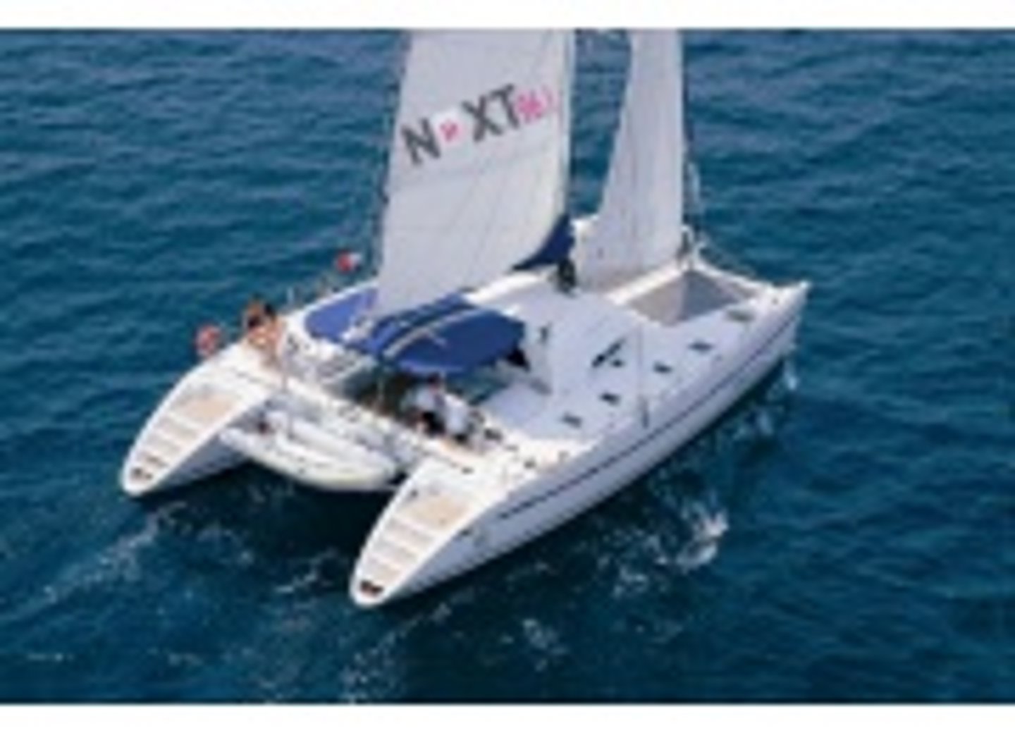 <p>catamarã</p>