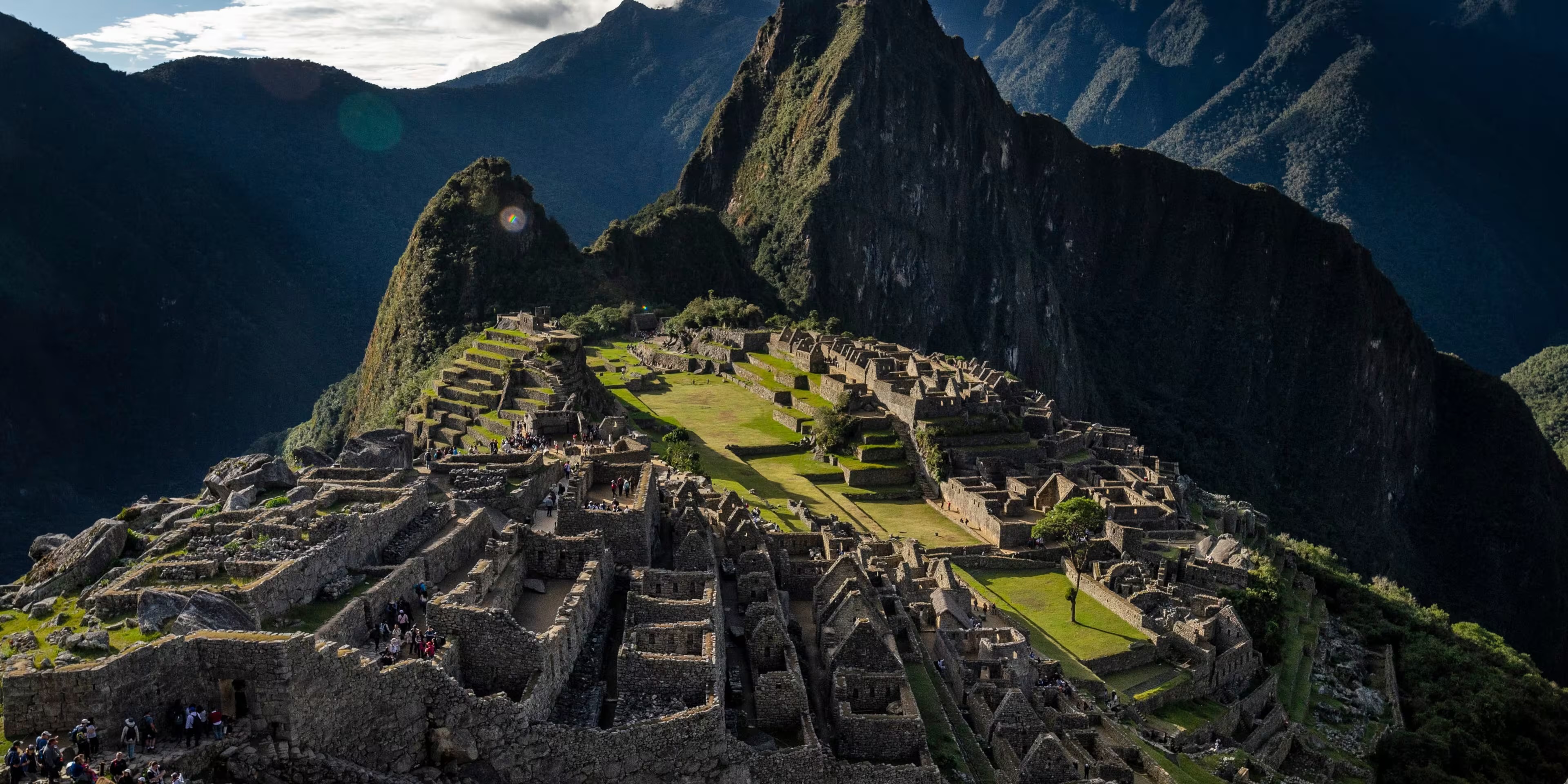 <p>A Pre-Colombian civilization located on the Andes/Pacific coast, that emerged and flourished in South America, specifically Peru Bolivia and Chile, prior to the Spanish Conquest.</p>