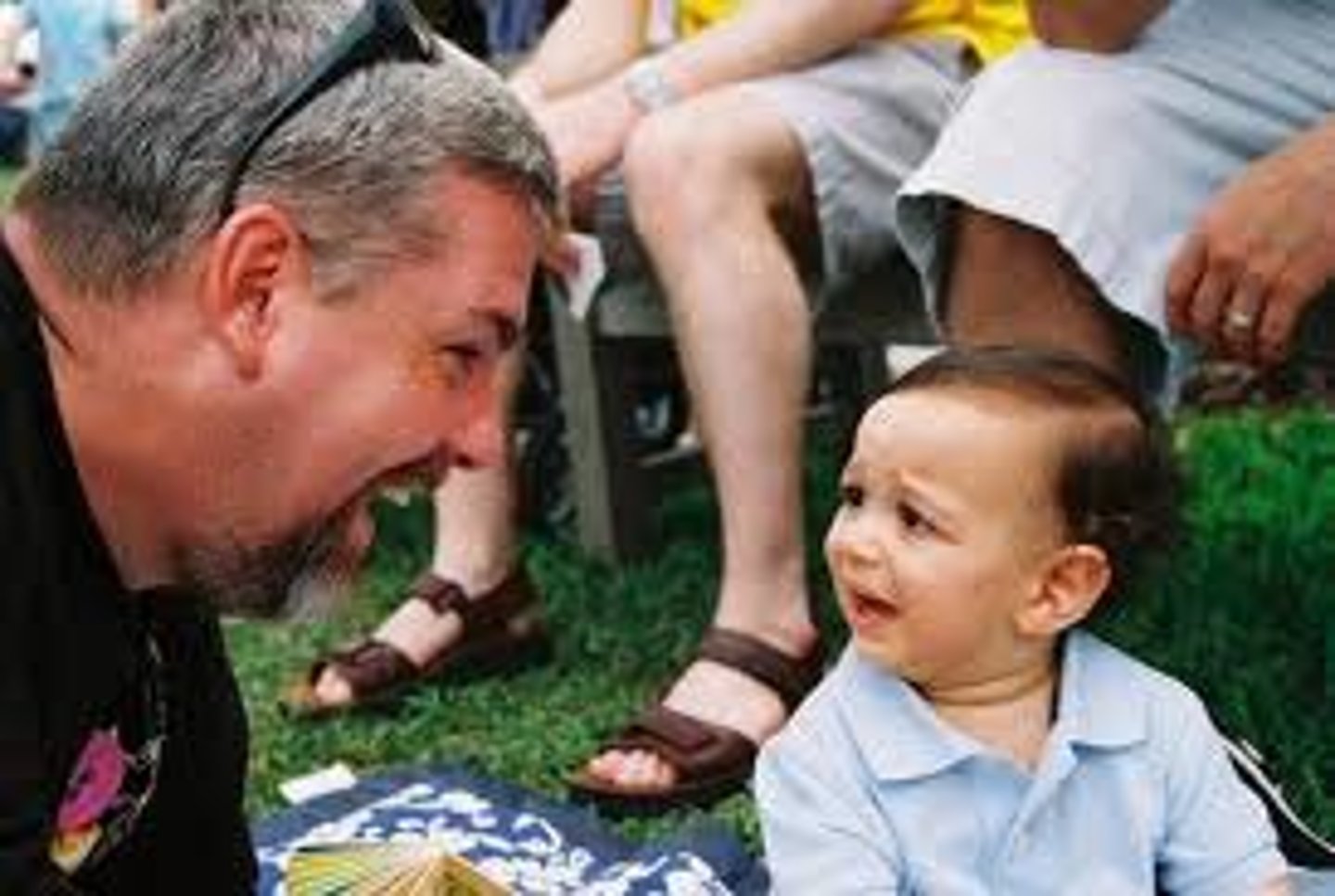 <p>n. /'streinʤə/ người lạ</p>