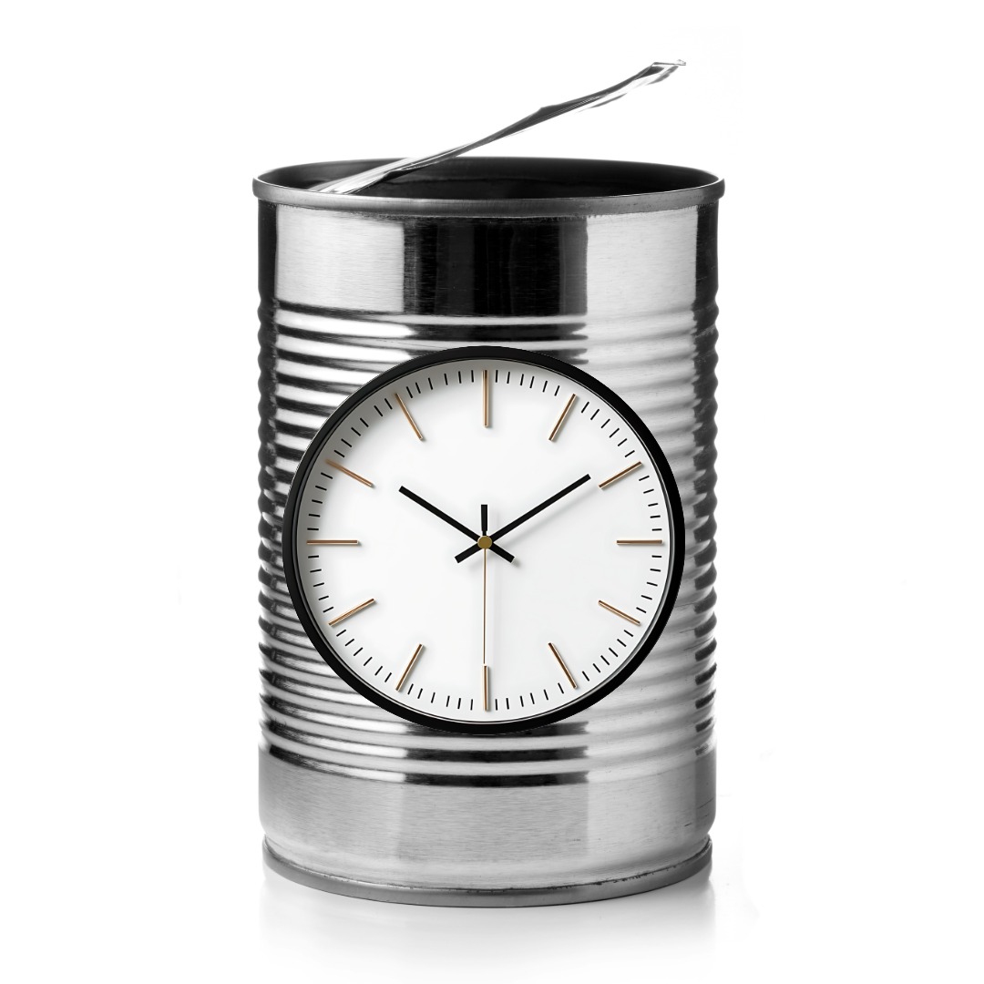 <p><strong>じかん 時間</strong></p><p><span style="color: rgb(169, 169, 169);"><span>Kanji:</span></span></p><p><span style="color: rgb(169, 169, 169);"><span>時 Time/hour</span></span></p><p><span style="color: rgb(169, 169, 169);"><span>間 Gap</span></span></p>