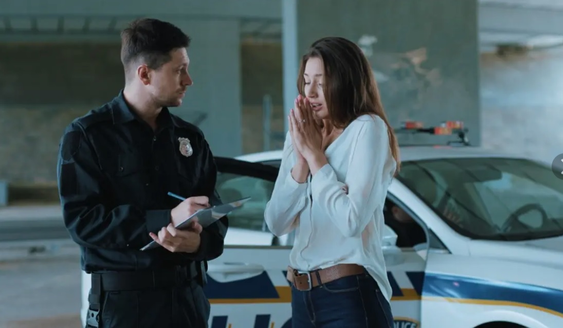 <p><span style="background-color: transparent;"><span>&nbsp;Where is my daughter? - She (talk)............ to a policeman. - What (happen) ..................? - She has been driving without a license.</span></span></p>