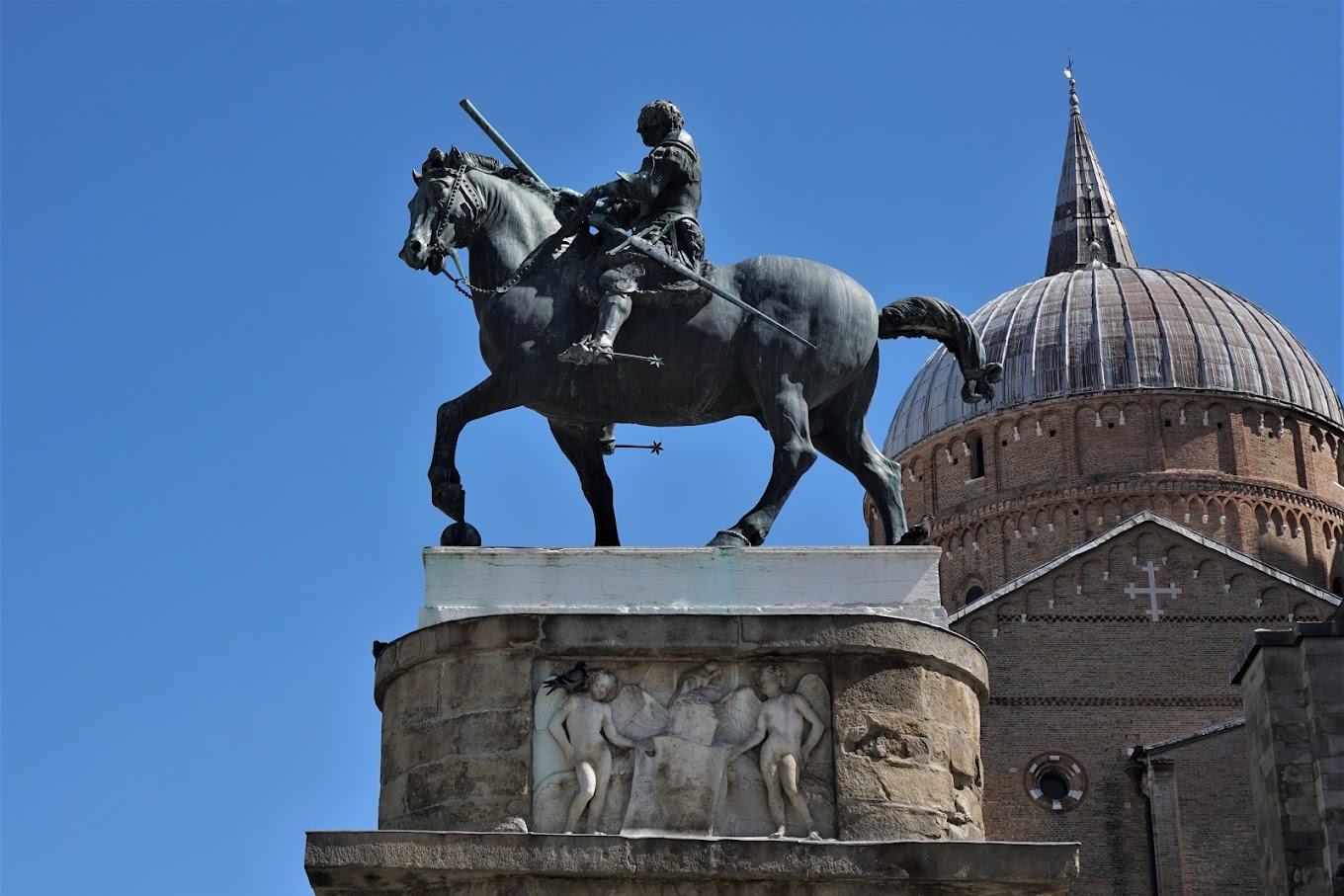 <p>Equestrian Statue of Gattamelata,</p>