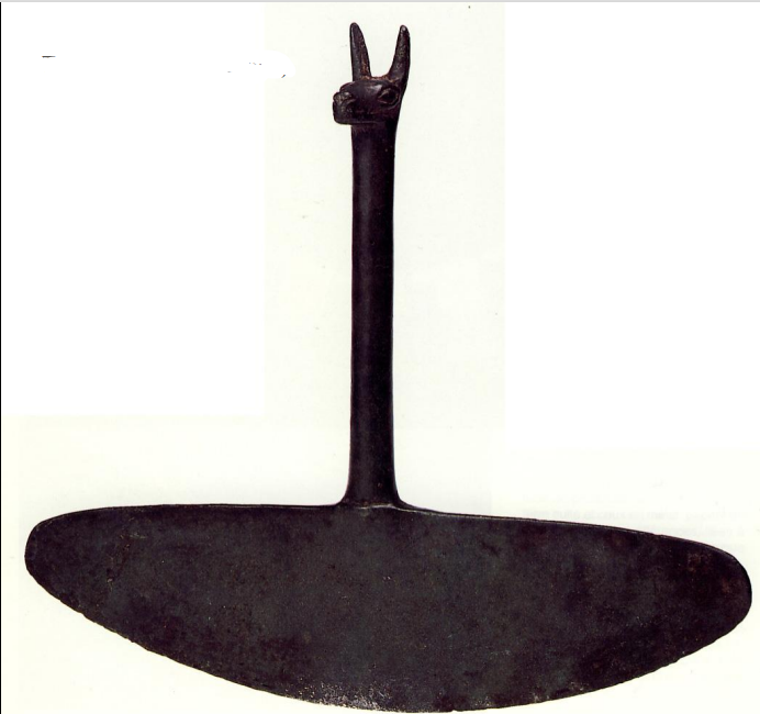 <p>couteau sacrificiel </p>
