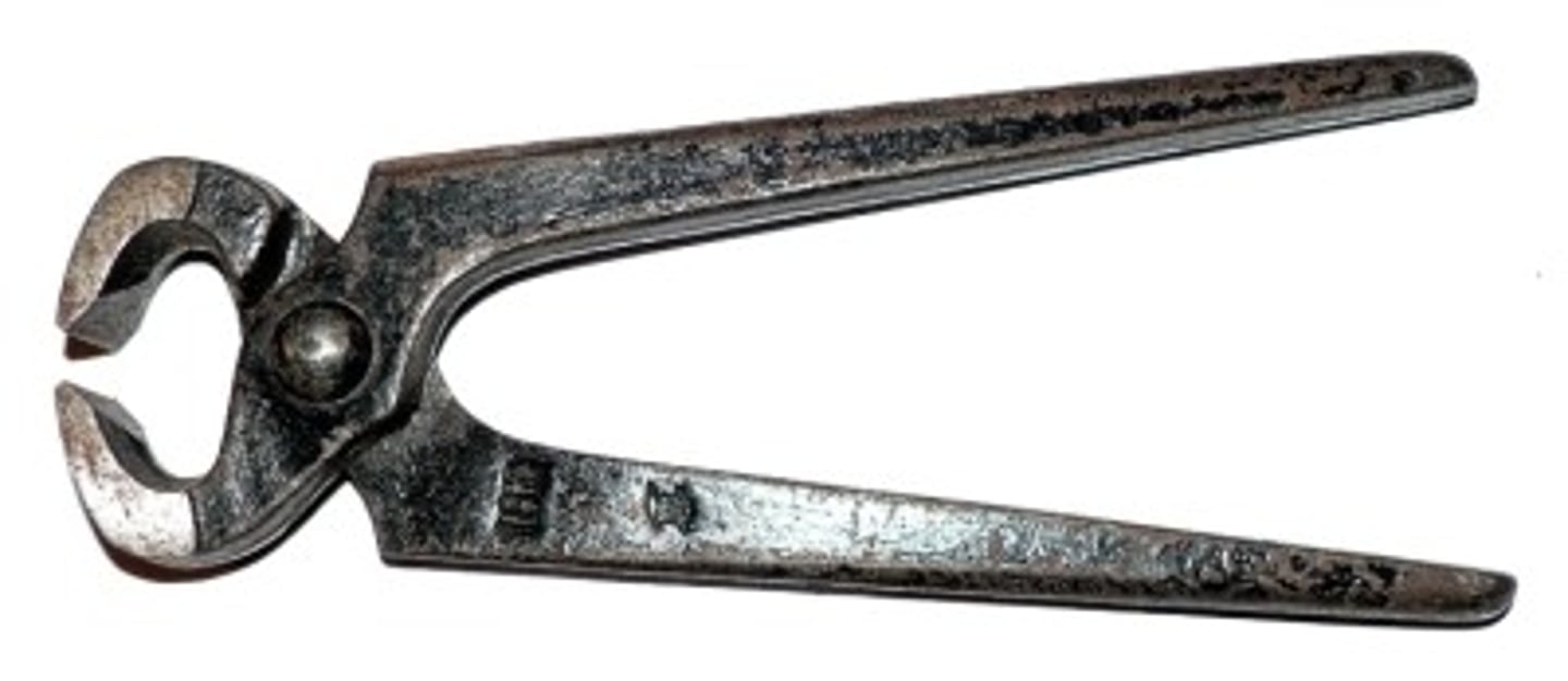 <p>To remove nails</p>