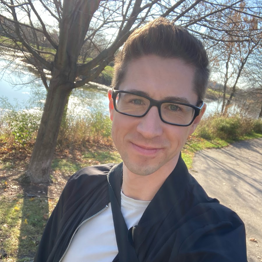 <p><span style="color: blue;"><strong>English word:</strong> a teacher</span></p><p><strong>Sentence with personal connection: </strong><em>My favorite <u>teacher</u> is Mr. Kallas.</em></p>