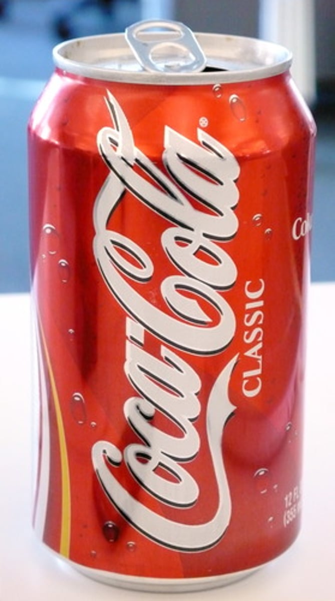 <p>Coca cola (n) - Cola</p><p>[콜라]</p>