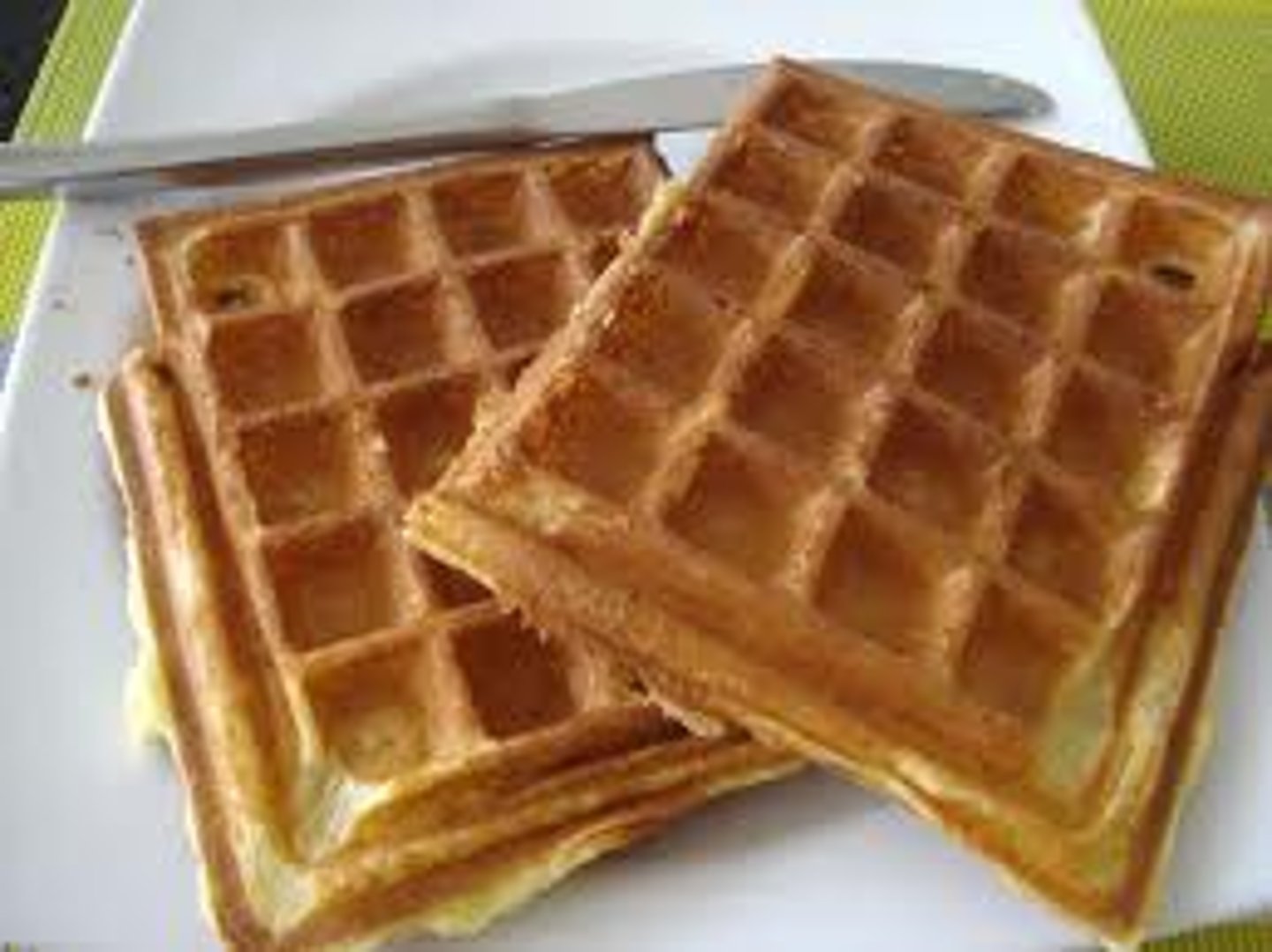 <p>waffles</p>