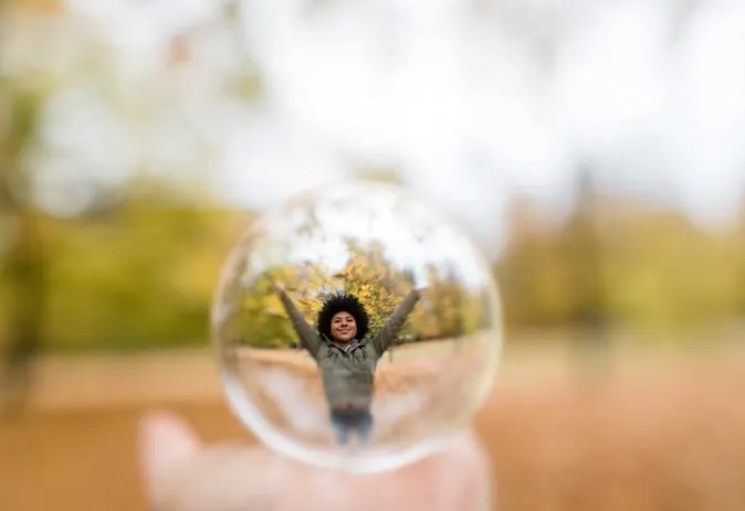 <p><span style="background-color: transparent;"><span>&nbsp;13. Утро [было] холодное и дождливое, но с десяти часов погода [изменилась], солнце ярко [сияет]</span></span></p>