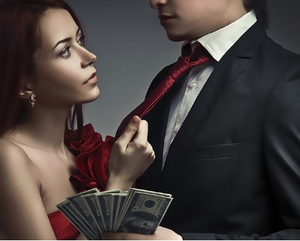 <p>Jane <strong>blackmailed</strong> Sam.</p><p><span>|ˈblækmeɪl|</span></p><p>Шантажировать</p>