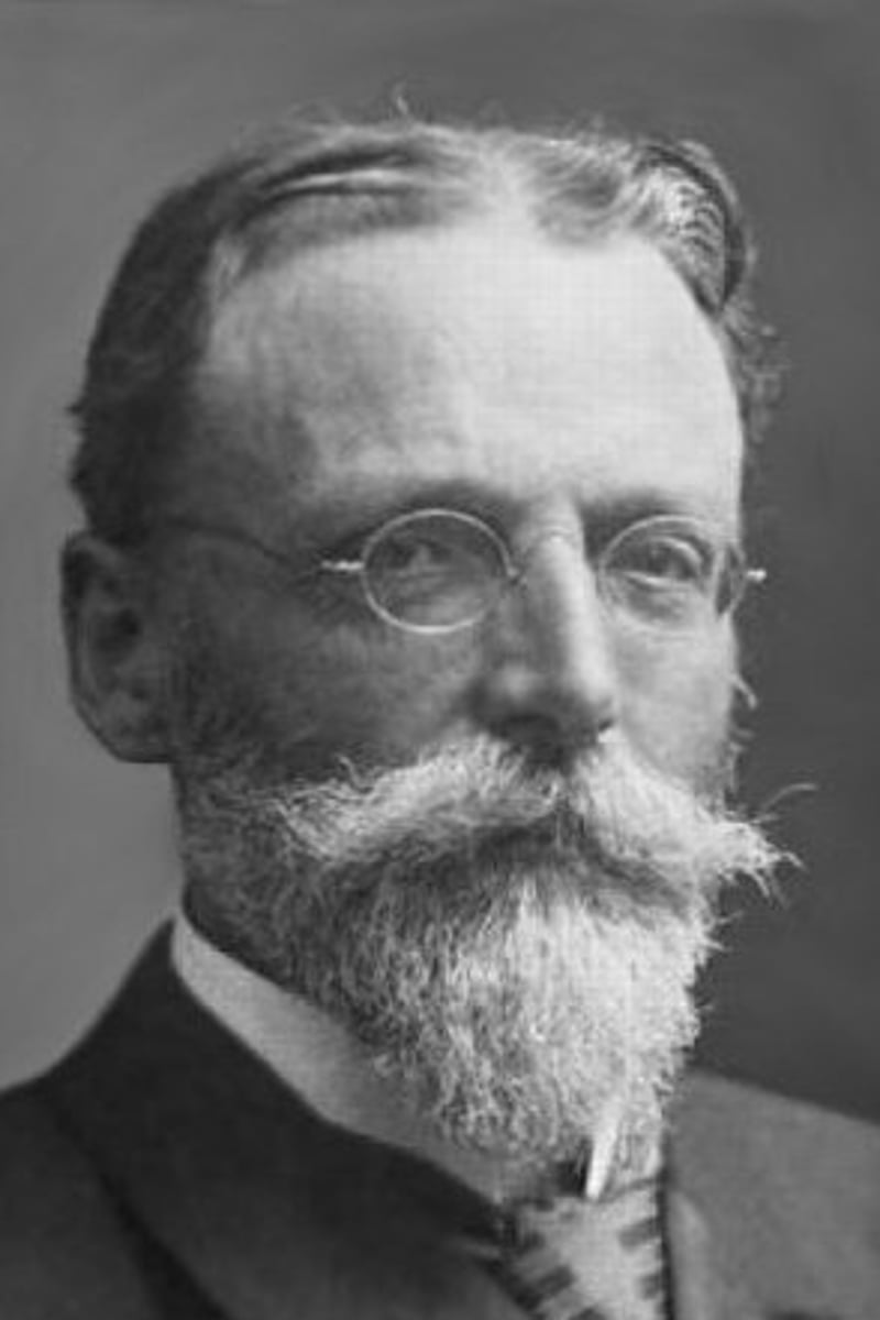 <p>(discovered e-coli)</p><p>Claimed meconium was sterile and intestinal colonisation was attributed to infants early environment (milk)</p>