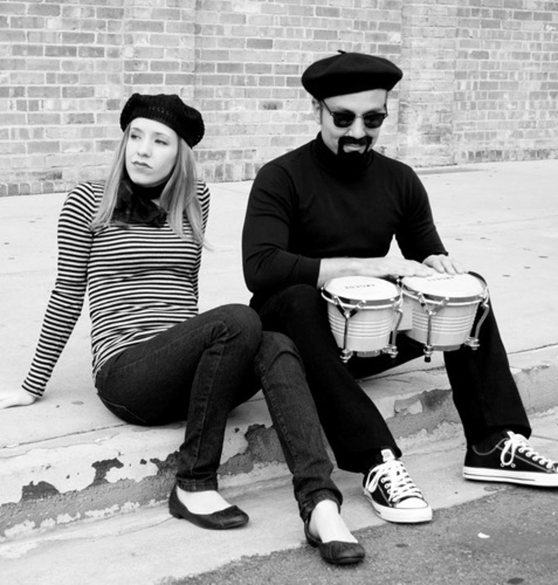 <p>Small group of writers and artists in the 1950s and early 1960s who were critical of American society</p>