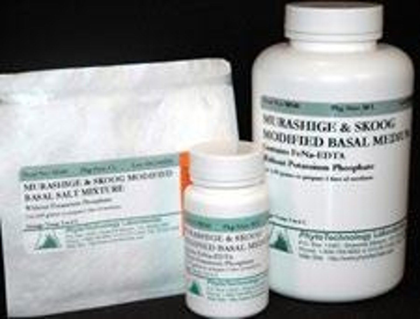 <p>Formulated from the ash content of tobacco callus; higher concentration of salts substantially enhanced cell division.</p>